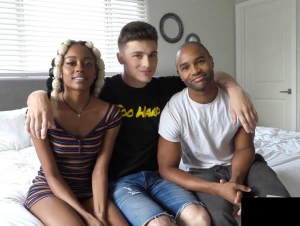 Amateur  - Bisexual Threesome With Ebony Couple  (FullHD)
