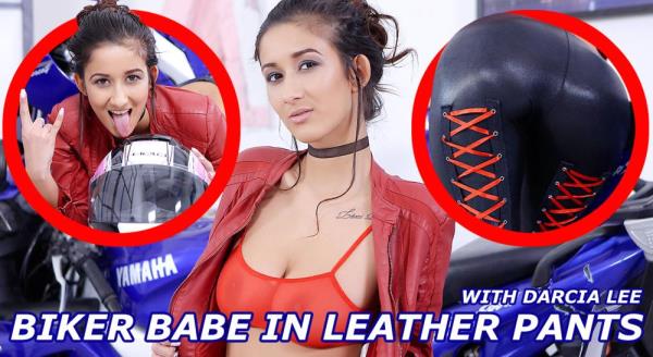 TmwVRnet: Darcia Lee (The Biker Babe in Leather Pants Shows Her Best) [Oculus Rift, Vive | SideBySide] [1920p]