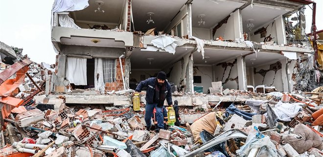Землетрясение в Турции: погибли пятеро украинцев, два человека могут быть под завалами