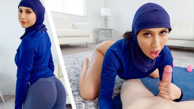 Hijab Hookup - Penelope Woods (Feminization, Footing) [2023 | FullHD]