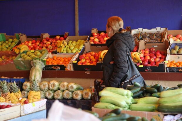 Проблеми не лише із "золотою" цибулею: українців попередили про подорожчання овочів та назвали причини