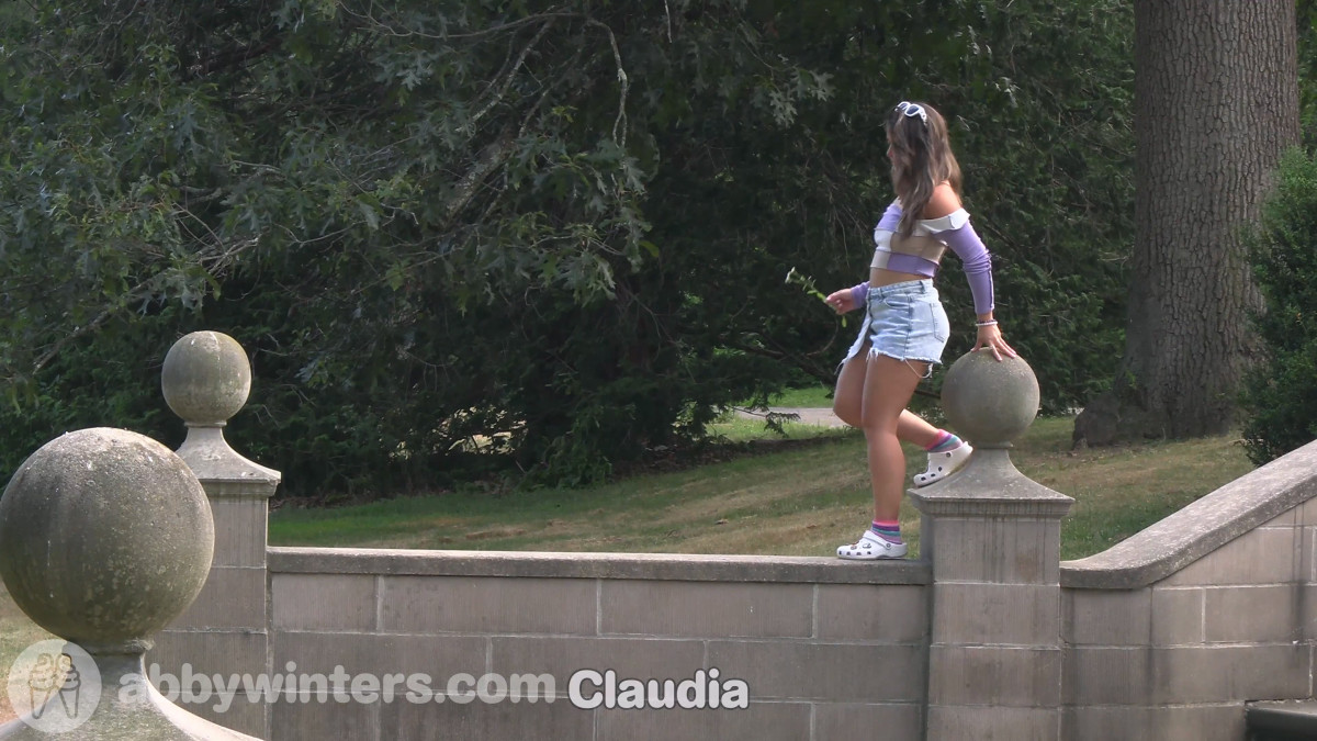 [Abbywinters.com] Claudia V - Tampon String [2023-03-11, Solo, 1080p]