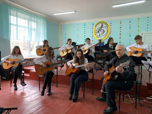 «Наполним музыкой сердца»