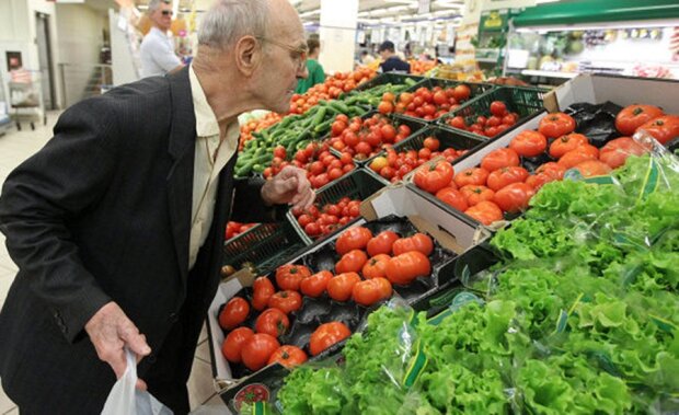 Головні обманні схеми супермаркетів, на яких українці втрачають гроші: будьте уважні
