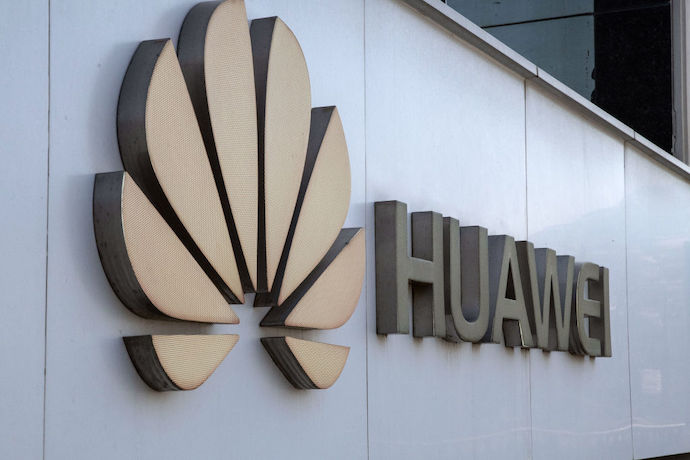 Huawei замінила понад 13 тисяч деталей у своїх продуктах через торговельні санкції США