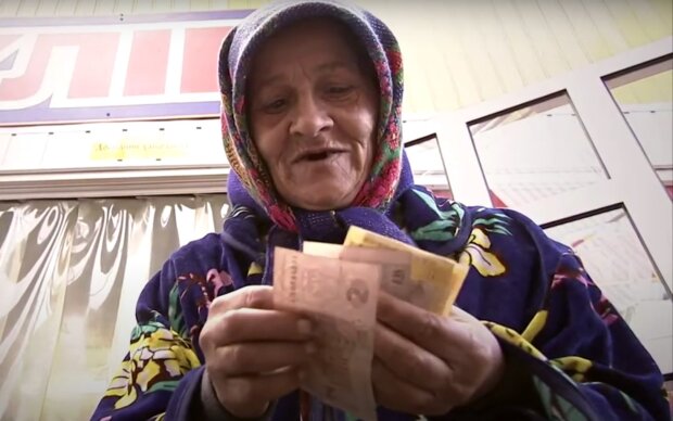 Пенсійний колапс: українці на заслуженому відпочинку можуть залишитися голими та босими