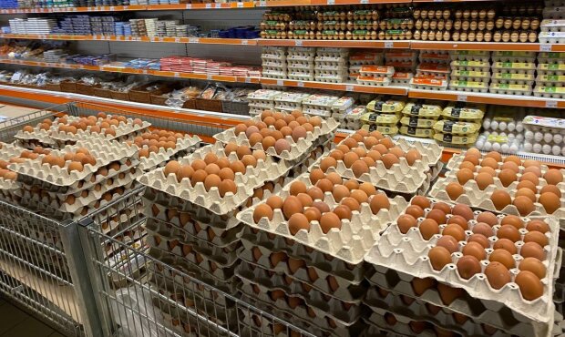 Українці можуть не боятися подорожчання курятини та яєць напередодні Великодня: після свята ціни навіть підуть на спад