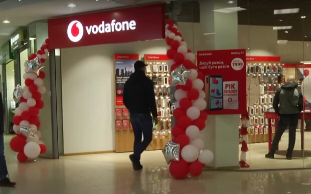 Vodafone списує гроші за не активовані послуги, абоненти шоковані: "Немає слів - одні емоції"