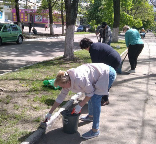 В городе Торезе состоялся общегородской субботник