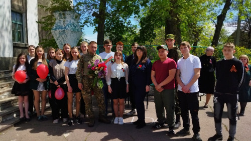 АКЦИЯ «БЕССМЕРТНЫЙ ПОЛК» в МБОУ «ШКОЛА №9 Г.ТОРЕЗА»