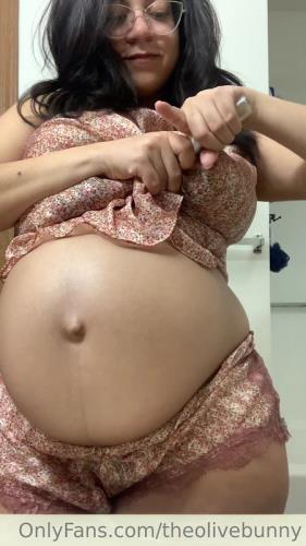Theolivebunny - Full Term Pregnancy Huge Tits Hot Mom (609 MB)
