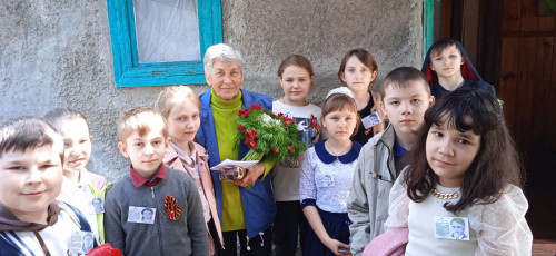 Волонтерская акция «Спасибо, что с Отчизной были рядом!»