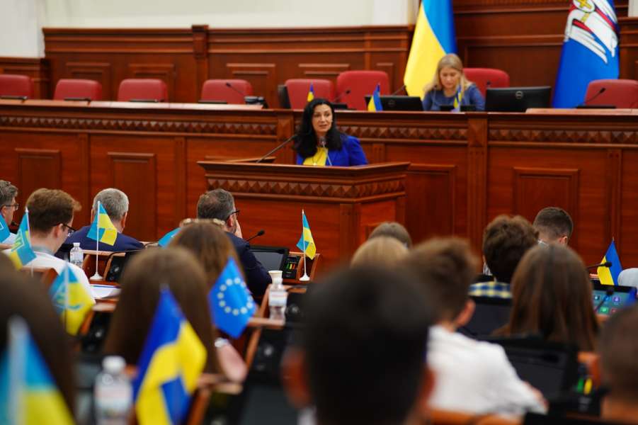 Голова Комітету з питань інтеграції України до ЄС виступила на III Молодіжній моделі Парламентської асамблеї НАТО