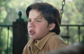 Дыра в заборе (2021)