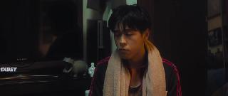 Оставаясь в сумерках (2021)