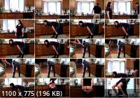 Realspankingsnetwork - Syrena - Syrena gets a whoopin' (HD/720p/85.3 MB)