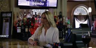 Всегда живи, смейся, люби (2020)