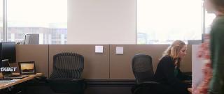 В погоне за кроликами (2021)