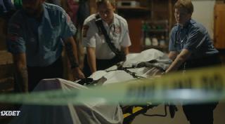 Утопая в секретах (2022)