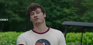 Космическая странность (2022)