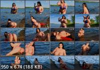 DayWithAPornstar / Brazzers - Korina Kova - Korina's Hot Fun In The Sun (HD/720p/752.7 MB)